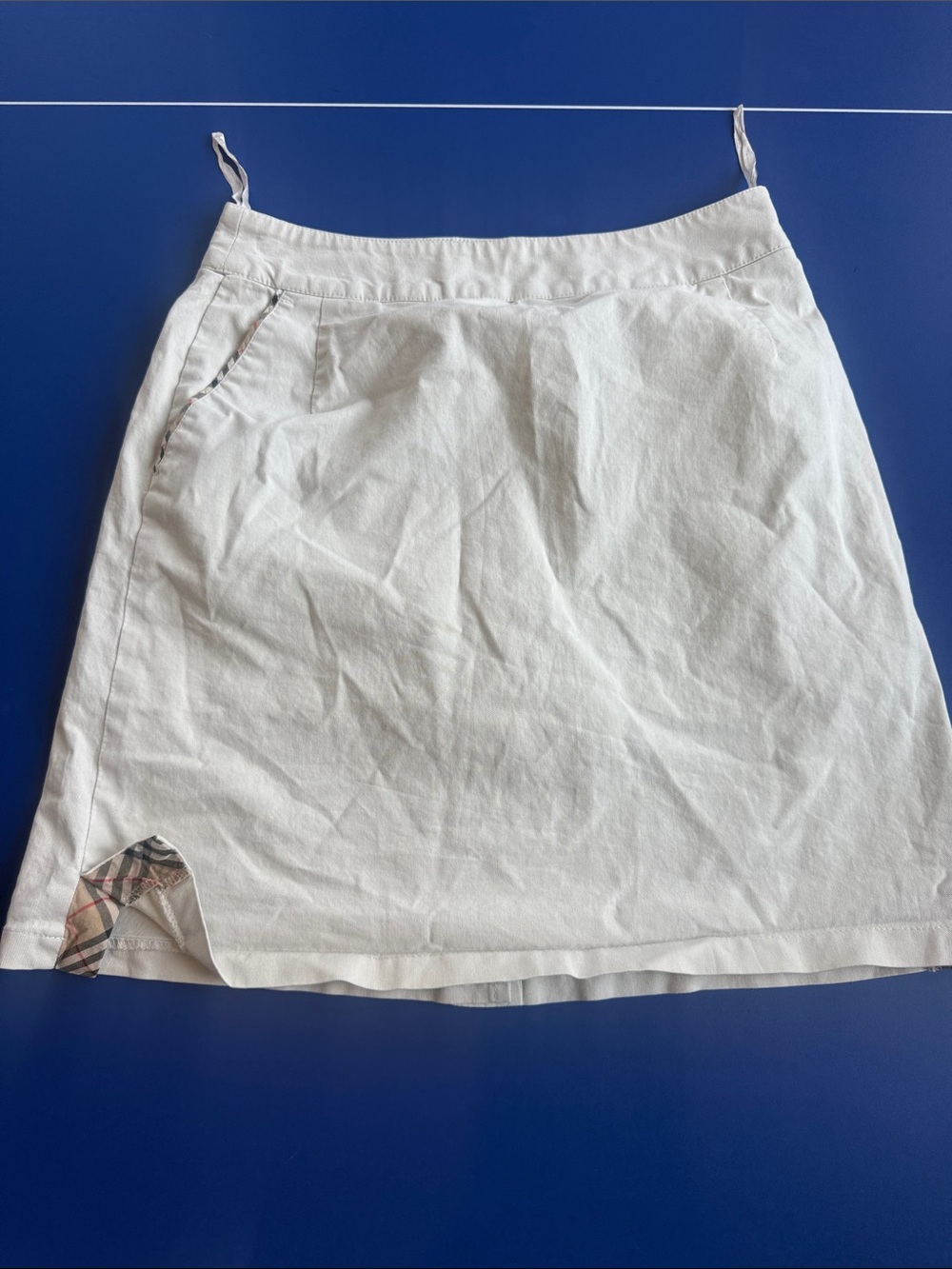 Classic khaki Women's Skirt with Plaid Accent Burberry Golf size US 4